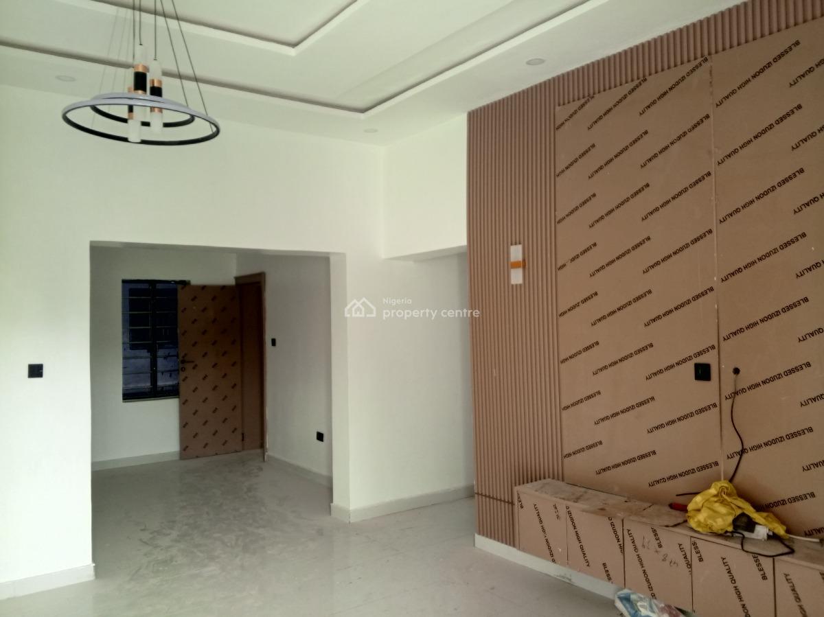 3 Bedrooms Bungalow with 1 Bedroom Guest Chalet in a Secured Estate, Gwarinpa, Abuja, Detached Bungalow for Sale