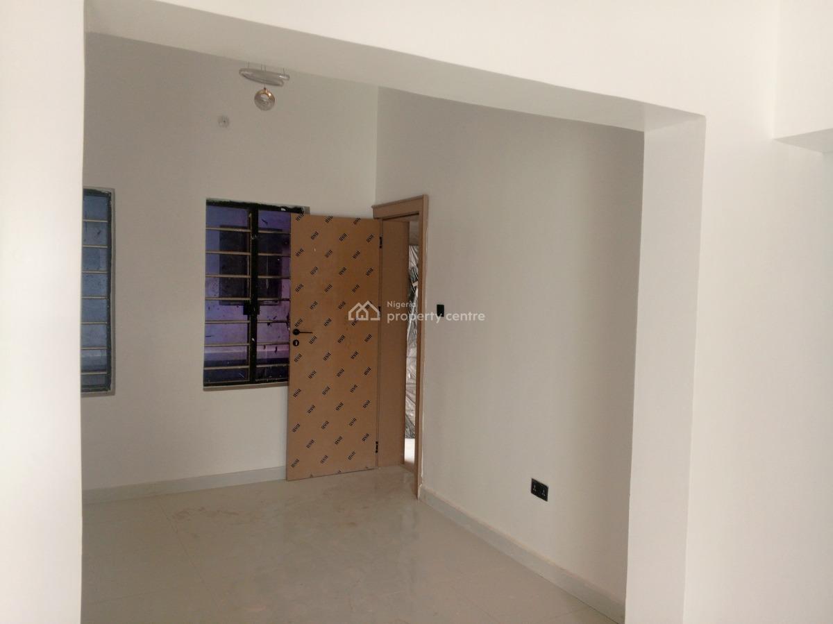 3 Bedrooms Bungalow with 1 Bedroom Guest Chalet in a Secured Estate, Gwarinpa, Abuja, Detached Bungalow for Sale