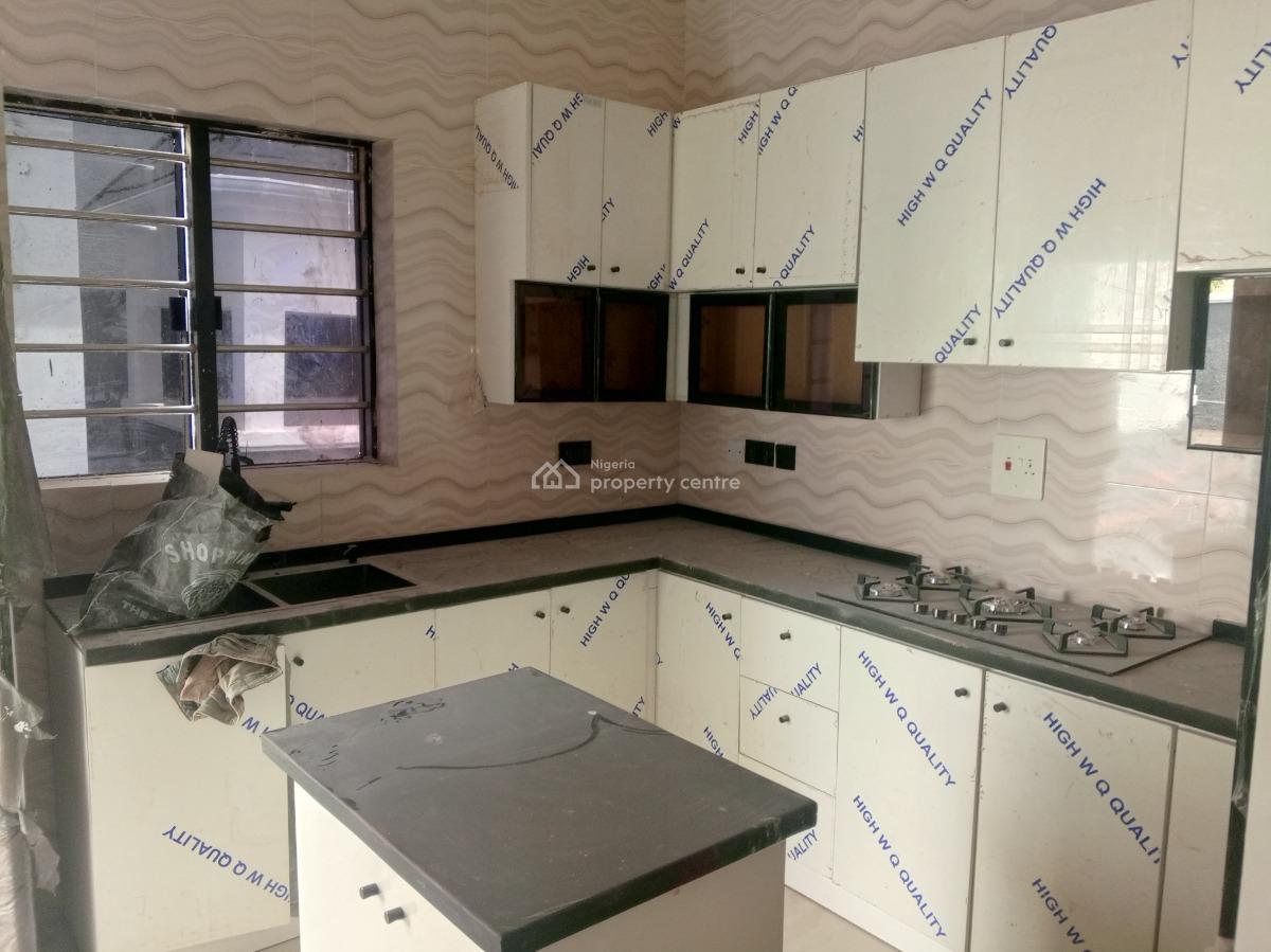 3 Bedrooms Bungalow with 1 Bedroom Guest Chalet in a Secured Estate, Gwarinpa, Abuja, Detached Bungalow for Sale