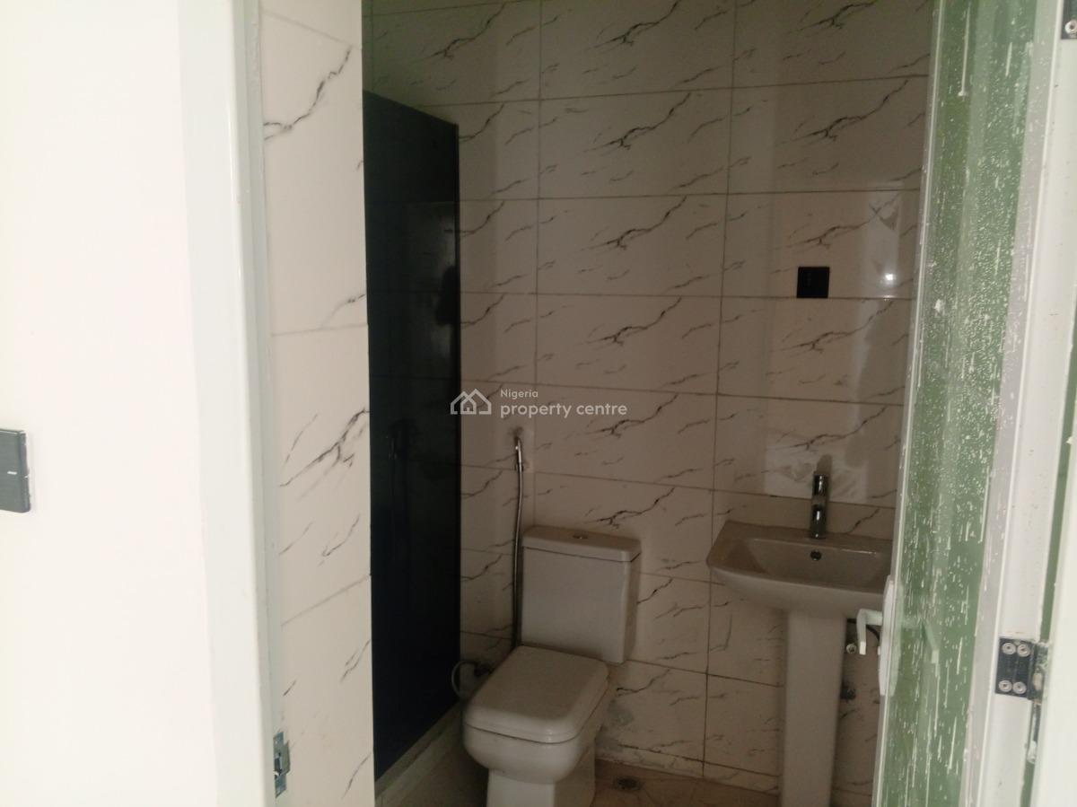 3 Bedrooms Bungalow with 1 Bedroom Guest Chalet in a Secured Estate, Gwarinpa, Abuja, Detached Bungalow for Sale