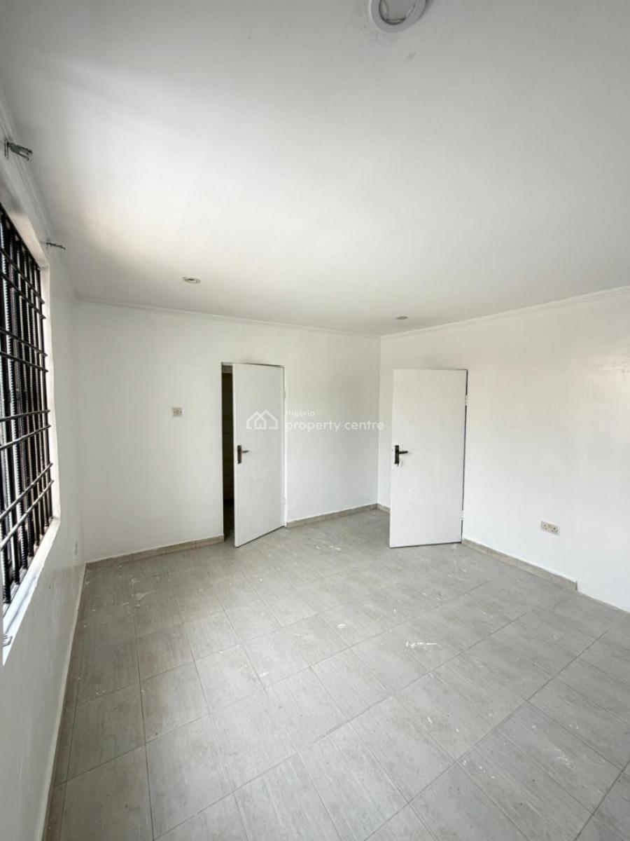 Well Mainted 4 Bedroom Semi Detached Duplex with Bq, Lekki Phase 1, Lekki, Lagos, Semi-detached Duplex for Sale