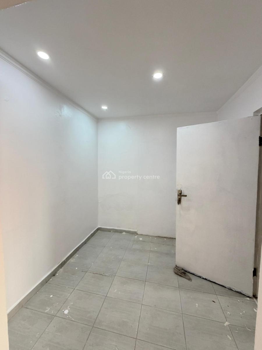 Well Mainted 4 Bedroom Semi Detached Duplex with Bq, Lekki Phase 1, Lekki, Lagos, Semi-detached Duplex for Sale