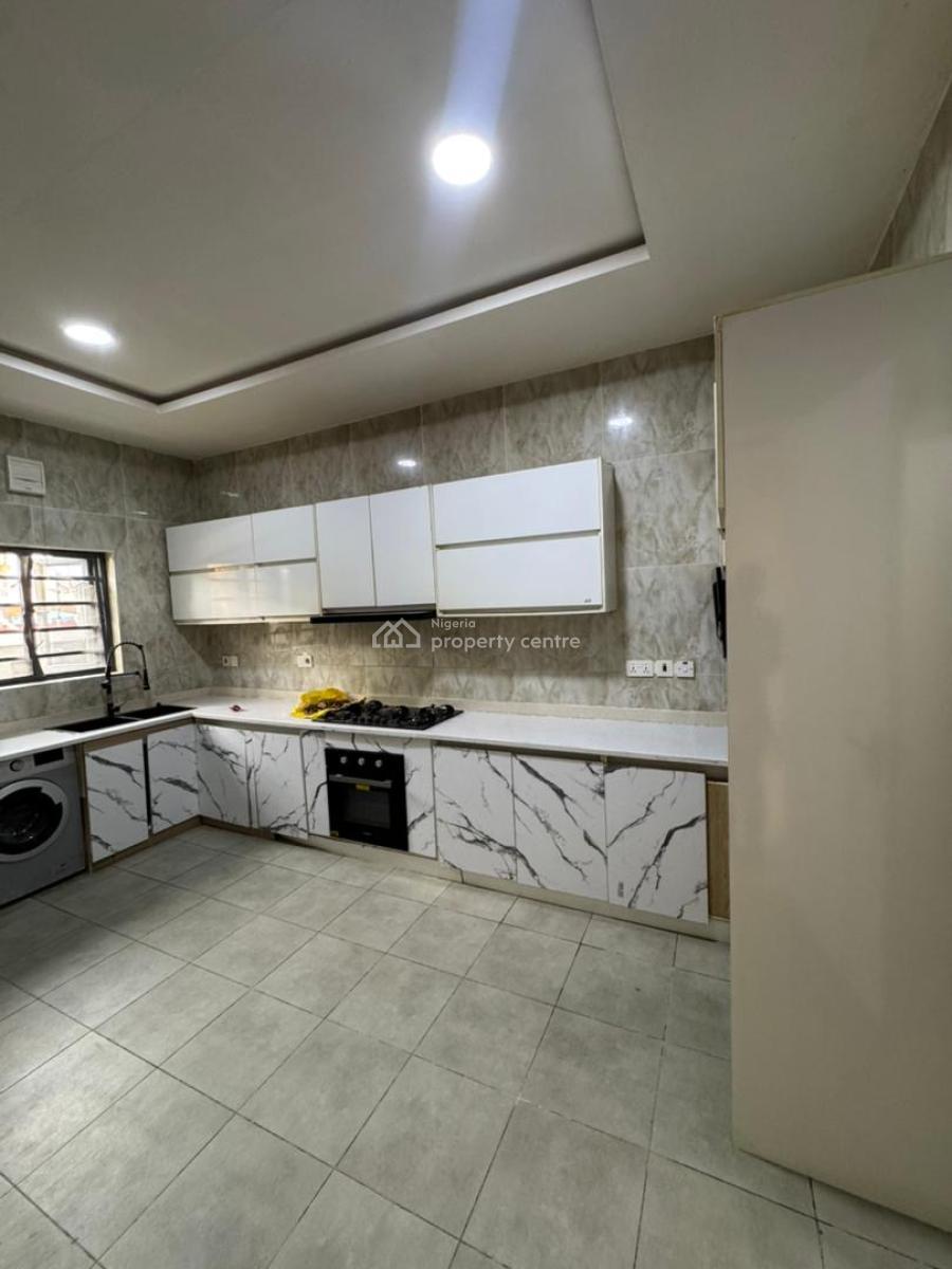 4bedroom Terrace Duplex with a Bq, Lekki Phase 1, Lekki, Lagos, Terraced Duplex for Rent