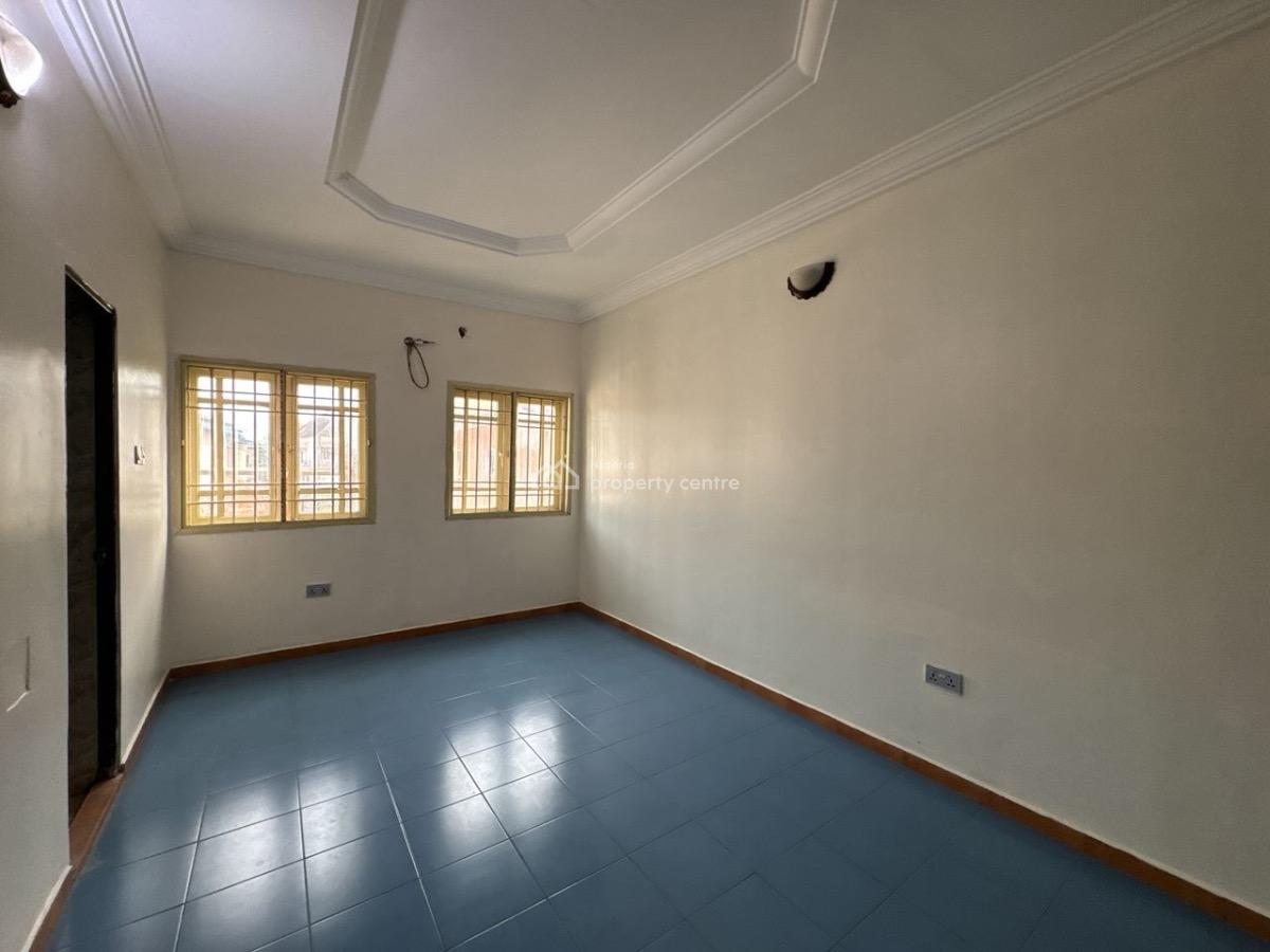 Distress Luxury Massive 5bedroom Detached Duplex with Bq, Thomas Estate, Ajah, Lagos, Semi-detached Duplex for Sale