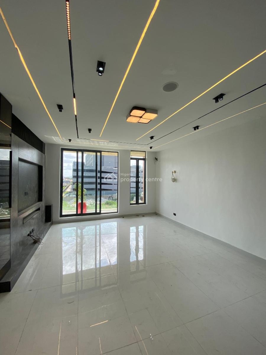 5 Bedroom Contemporary Design Duplex with 1ensuite Maid Room, Gated Estate in Lekki Phase 1, Lekki, Lagos, Detached Duplex for Sale