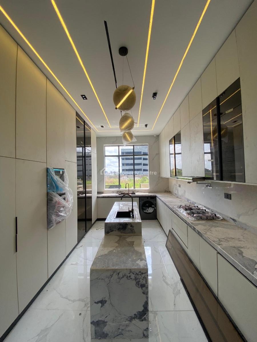 5 Bedroom Contemporary Design Duplex with 1ensuite Maid Room, Gated Estate in Lekki Phase 1, Lekki, Lagos, Detached Duplex for Sale