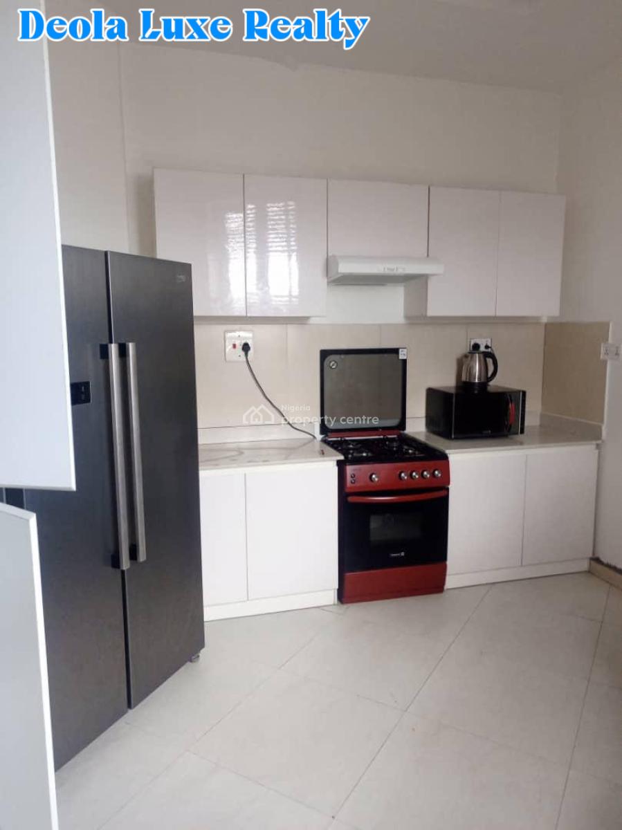 Modern Serviced Built 3 Bedroom Apartment with a Bq (fully Furnished), Off Bisola Durosimi, Lekki Phase 1, Lekki, Lagos, Flat / Apartment for Rent