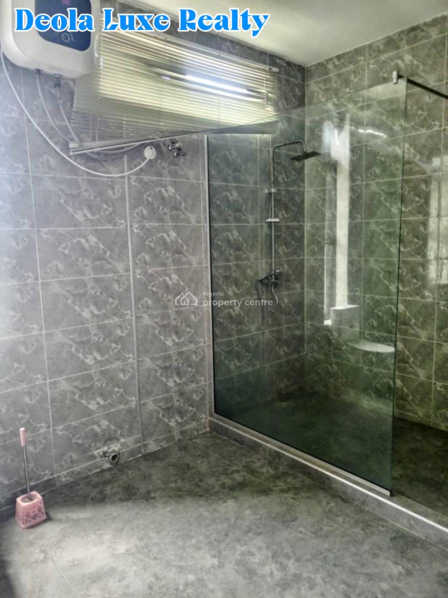 Modern Serviced Built 3 Bedroom Apartment with a Bq (fully Furnished), Off Bisola Durosimi, Lekki Phase 1, Lekki, Lagos, Flat / Apartment for Rent