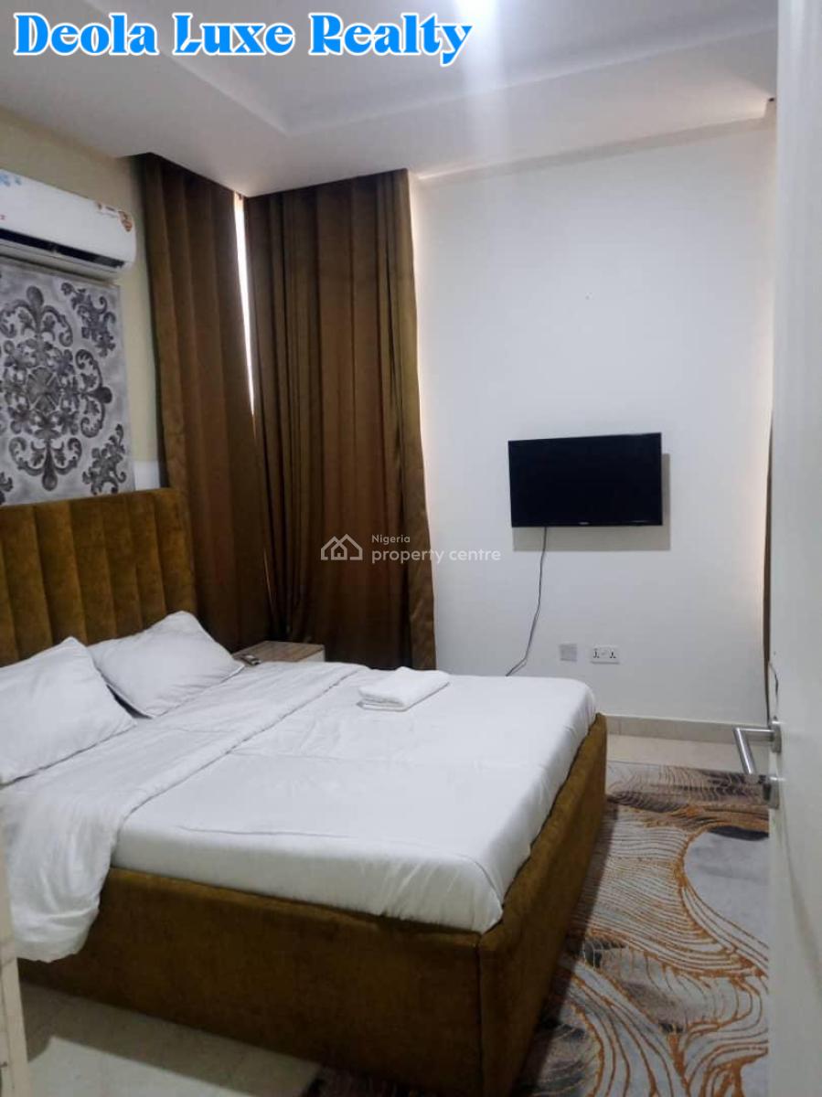 Modern Serviced Built 3 Bedroom Apartment with a Bq (fully Furnished), Off Bisola Durosimi, Lekki Phase 1, Lekki, Lagos, Flat / Apartment for Rent