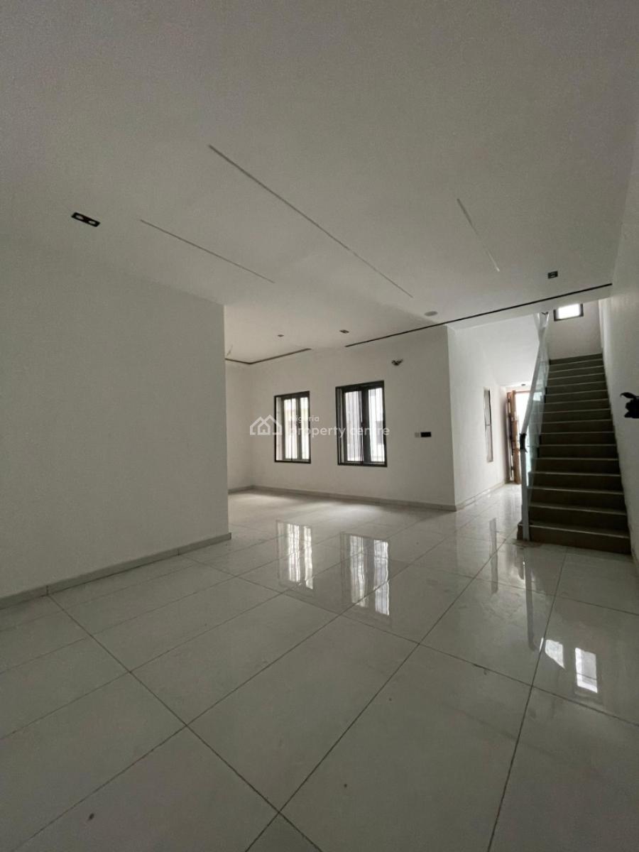 Exclusive 4 Bedroom Terraced Duplex with Bq, Lekki Phase 1, Lekki, Lagos, Terraced Duplex for Sale