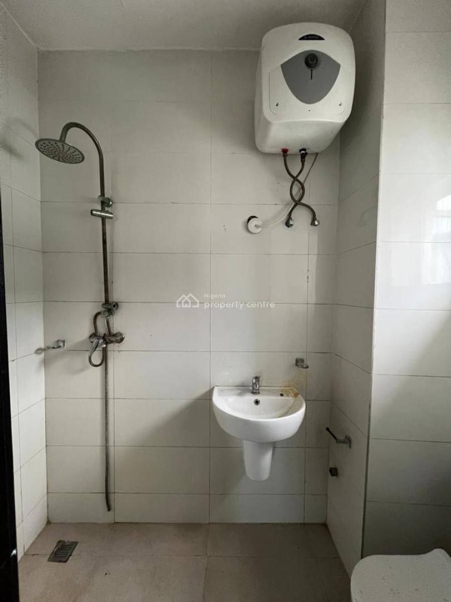 2 Bedroom Flat, Ologolo Road Lekki, Lekki, Lagos, Flat / Apartment for Rent