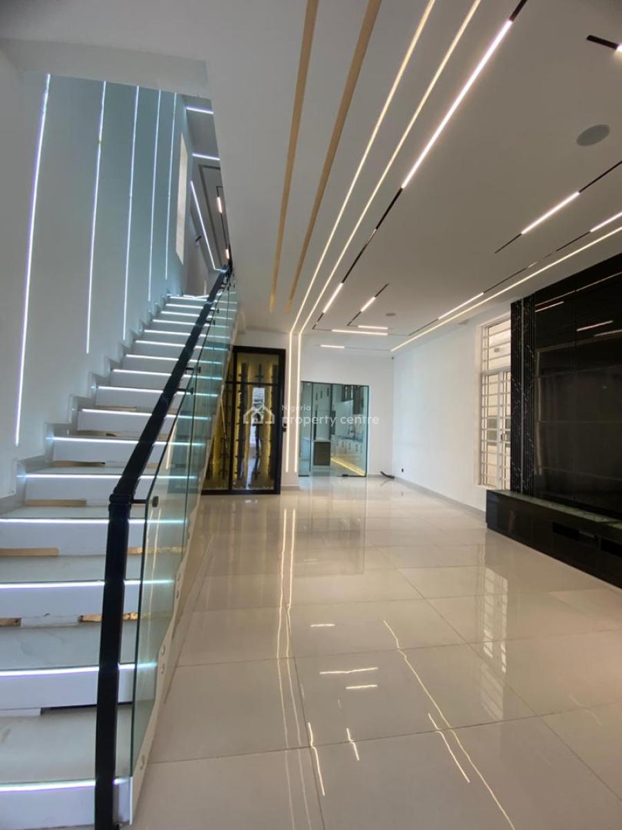 5 Bedroom Fully Detached Duplex with Bq and Swimming Pool, Ologolo, Lekki, Lagos, Detached Duplex for Sale