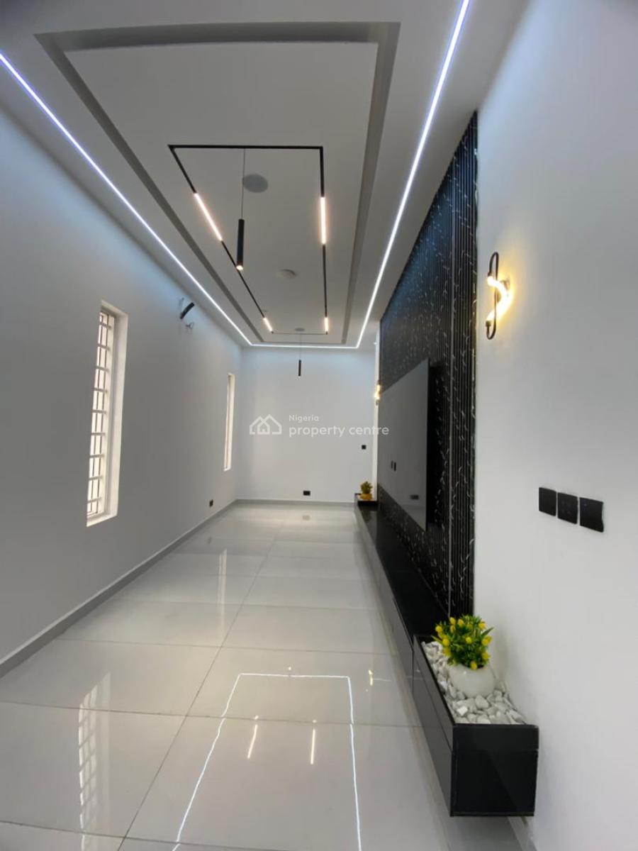 5 Bedroom Fully Detached Duplex with Bq and Swimming Pool, Ologolo, Lekki, Lagos, Detached Duplex for Sale