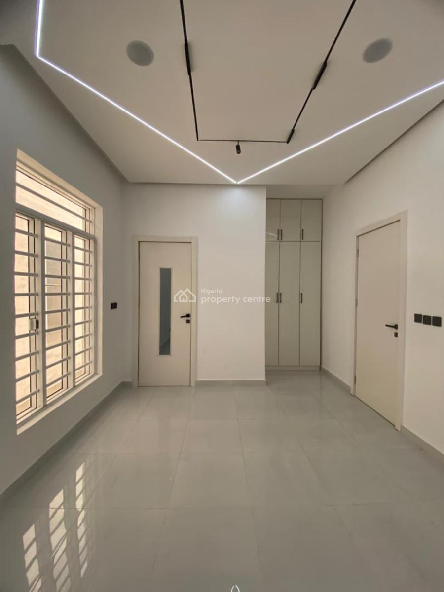 5 Bedroom Fully Detached Duplex with Bq and Swimming Pool, Ologolo, Lekki, Lagos, Detached Duplex for Sale