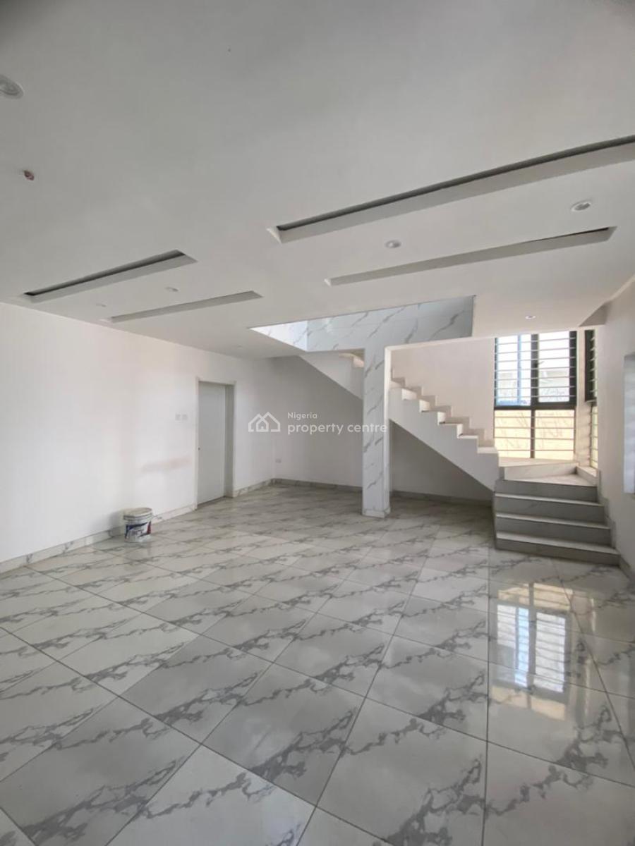 4 Bedroom Fully Detached Duplex with Bq, Ologolo, Lekki, Lagos, Detached Duplex for Sale