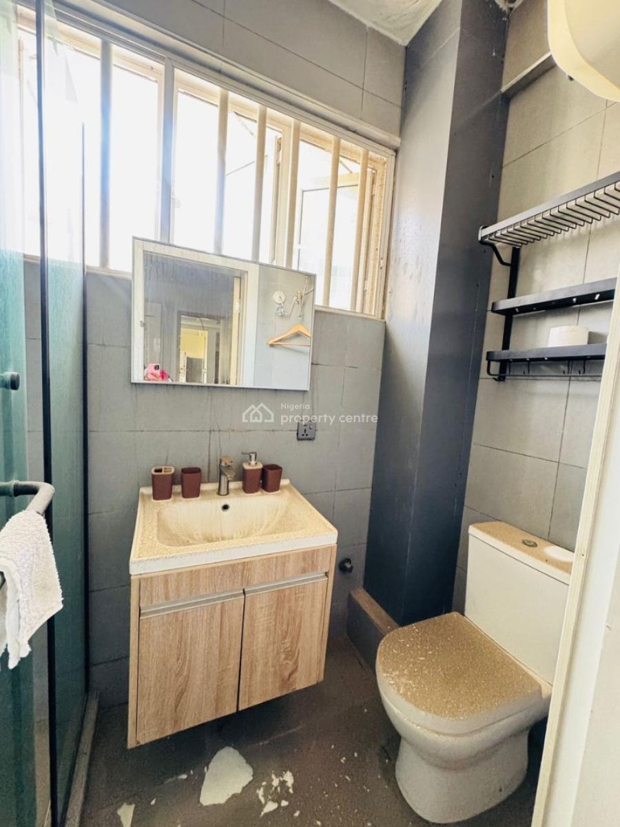 2 Bedroom Flat, Off Ilasan Ikate Elegushi Lekki Lagos, Ikate Elegushi, Lekki, Lagos, Flat / Apartment for Sale