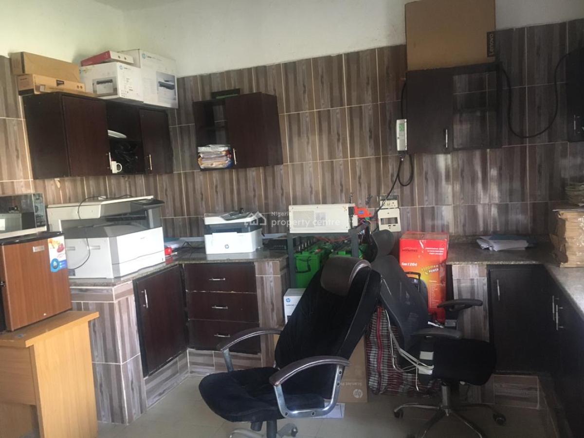 Excellent Spacious 3 Bedroom Apartment, By Vio, Mabushi, Abuja, Office Space for Rent