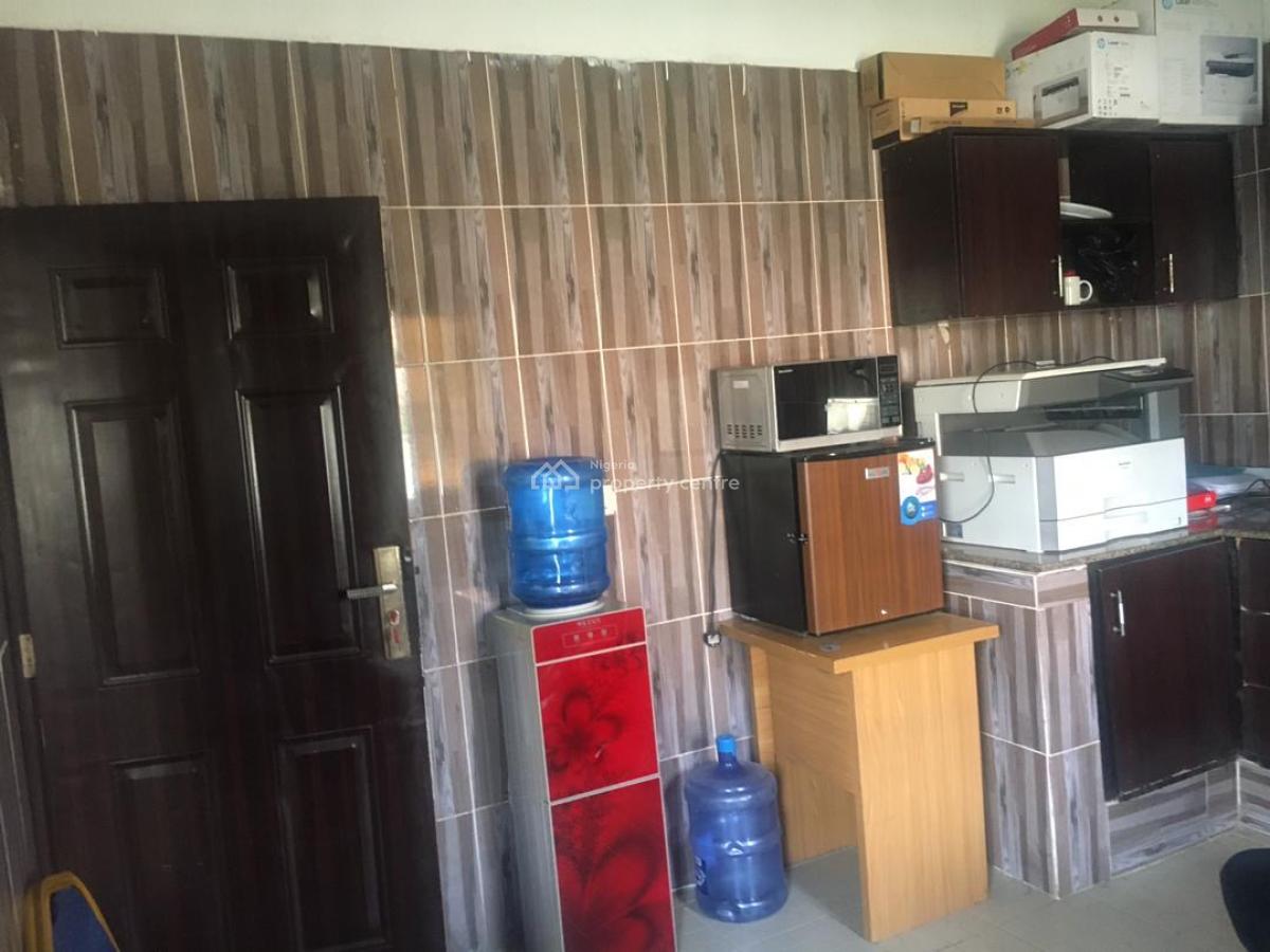 Excellent Spacious 3 Bedroom Apartment, By Vio, Mabushi, Abuja, Office Space for Rent