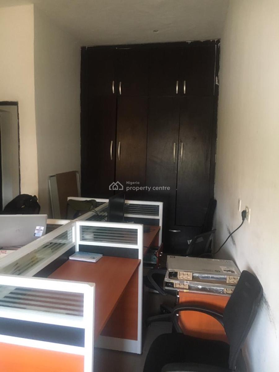 Excellent Spacious 3 Bedroom Apartment, By Vio, Mabushi, Abuja, Office Space for Rent