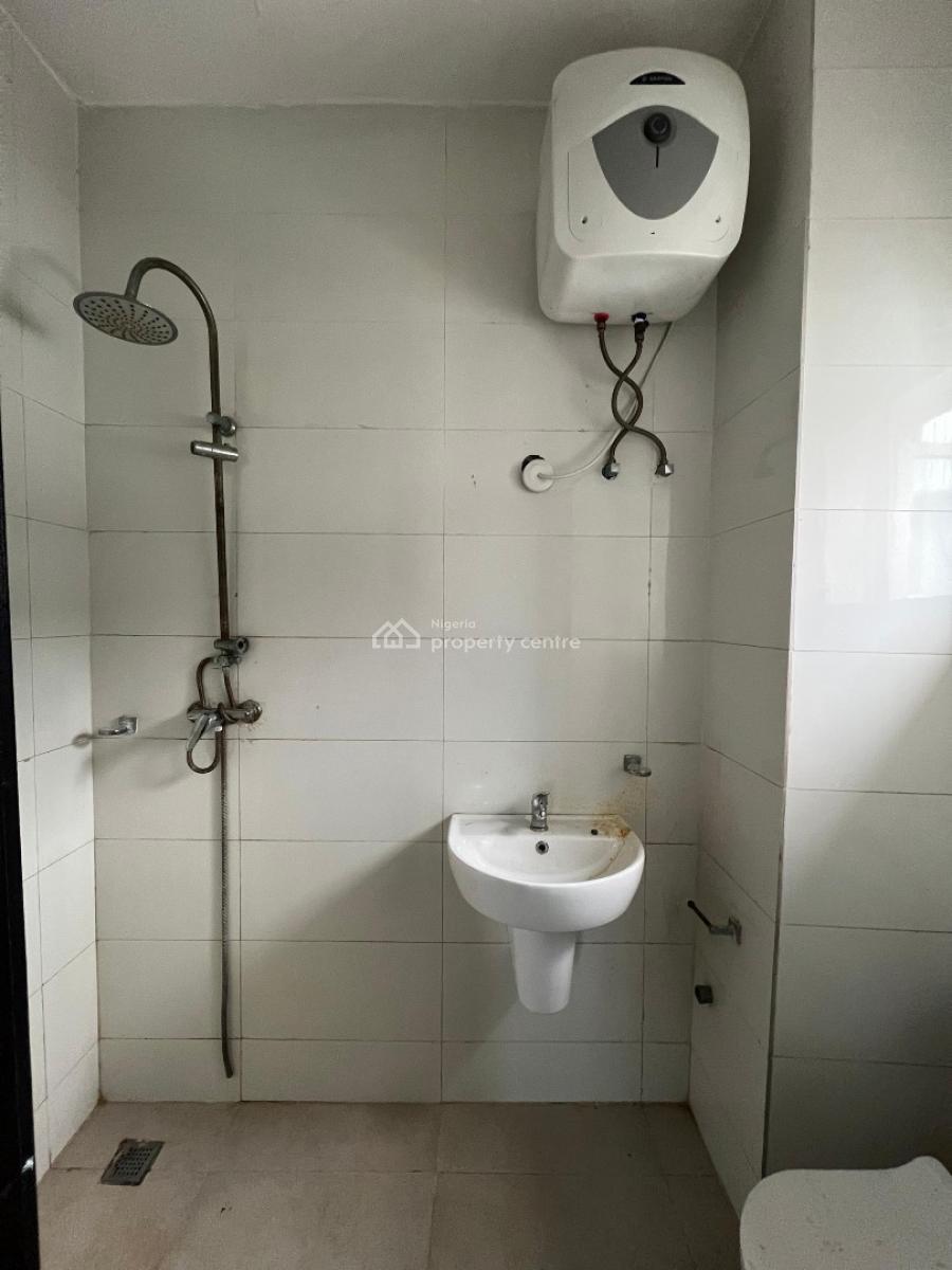 2 Bedroom Apartment, Ologolo, Lekki, Lagos, Flat / Apartment for Rent