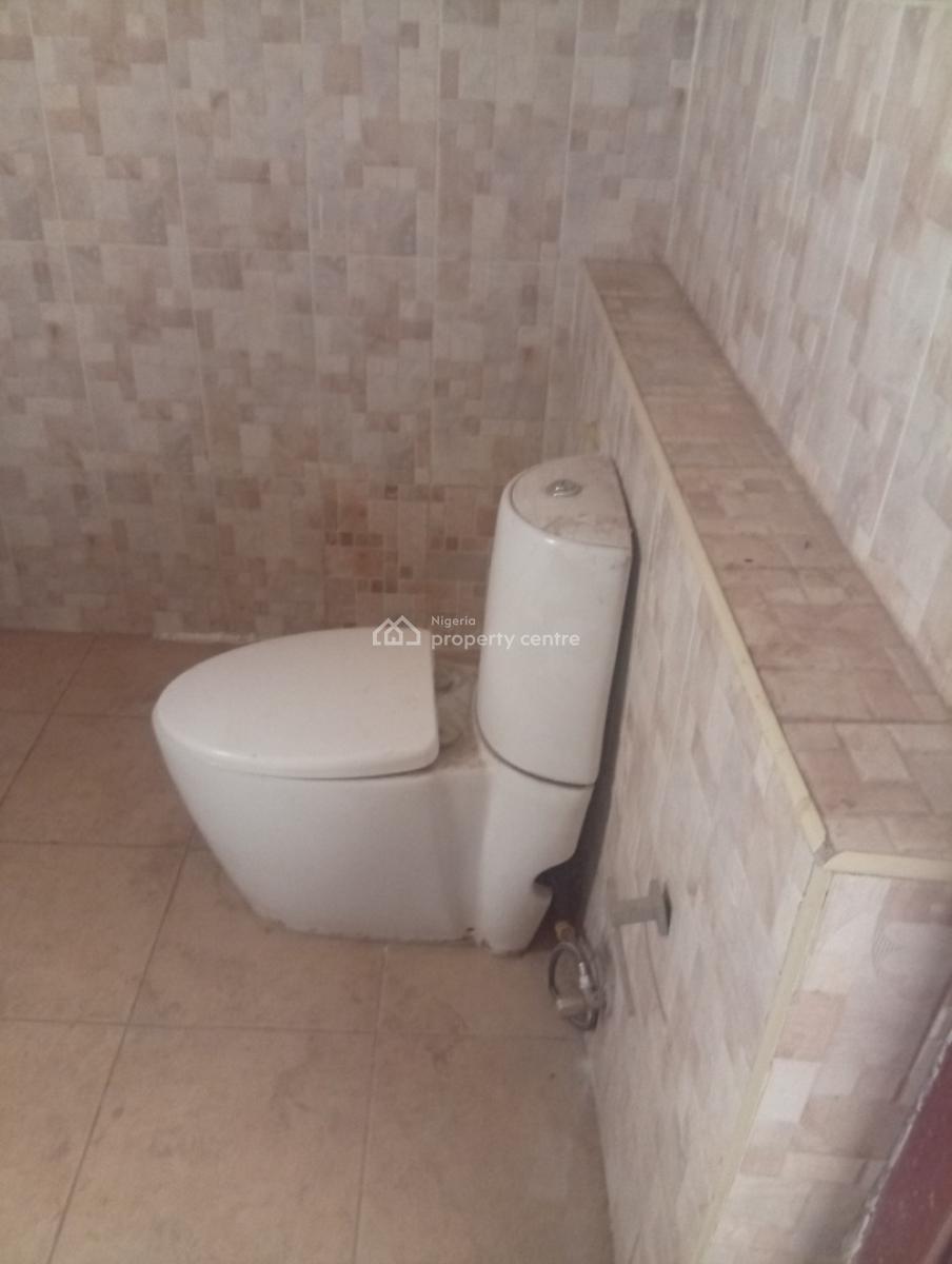 3bedrm Flat with Bq in Guzape, Guzape District, Abuja, Flat / Apartment for Rent