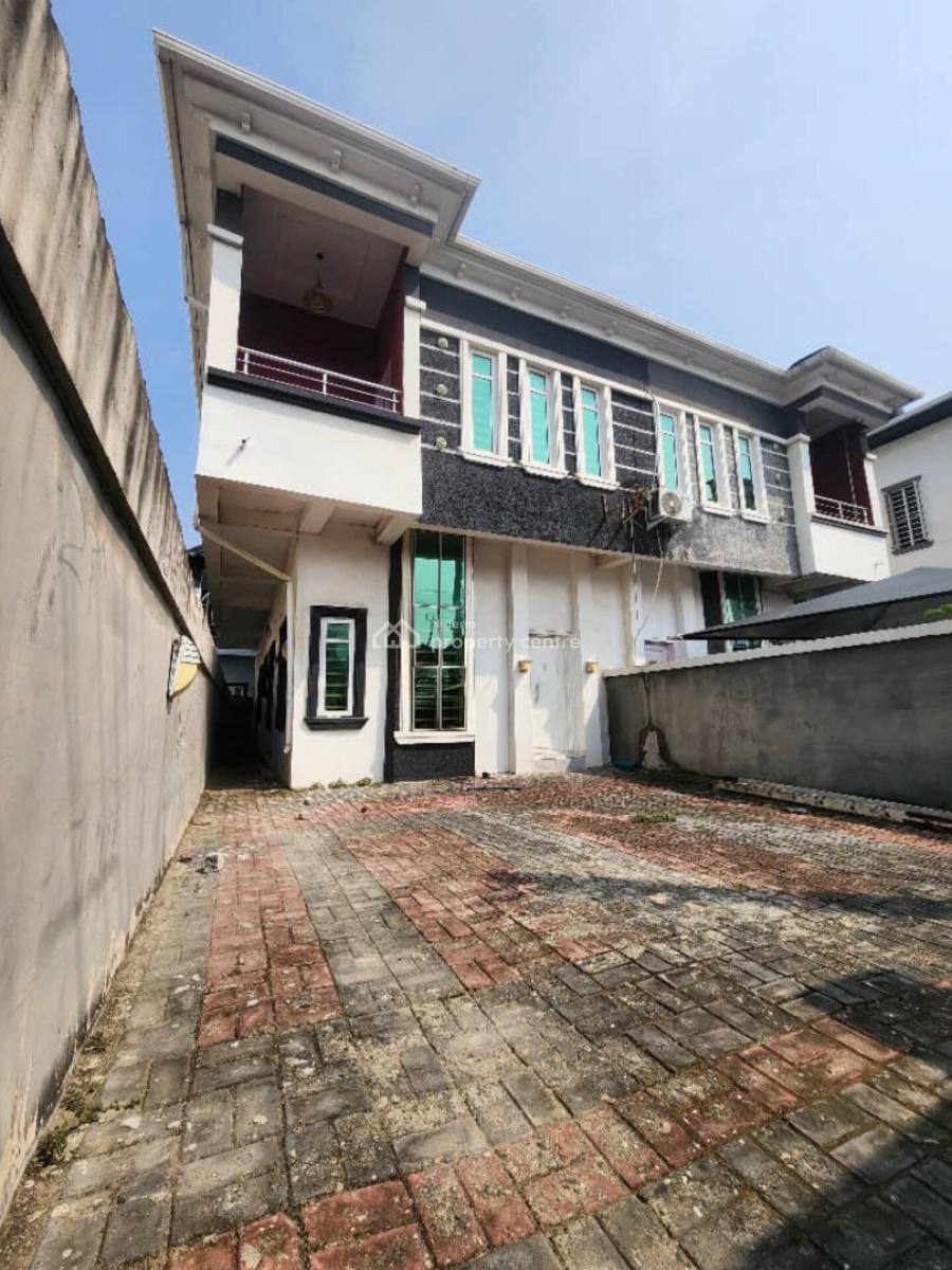 Well Maintained 4 Bedroom Semi Detached Duplex..at  West End Estate, West End Estate Lekki County Ikota Lekki Lagos., Ikota, Lekki, Lagos, Semi-detached Duplex for Sale