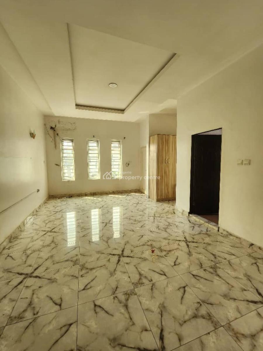 Well Maintained 4 Bedroom Semi Detached Duplex..at  West End Estate, West End Estate Lekki County Ikota Lekki Lagos., Ikota, Lekki, Lagos, Semi-detached Duplex for Sale