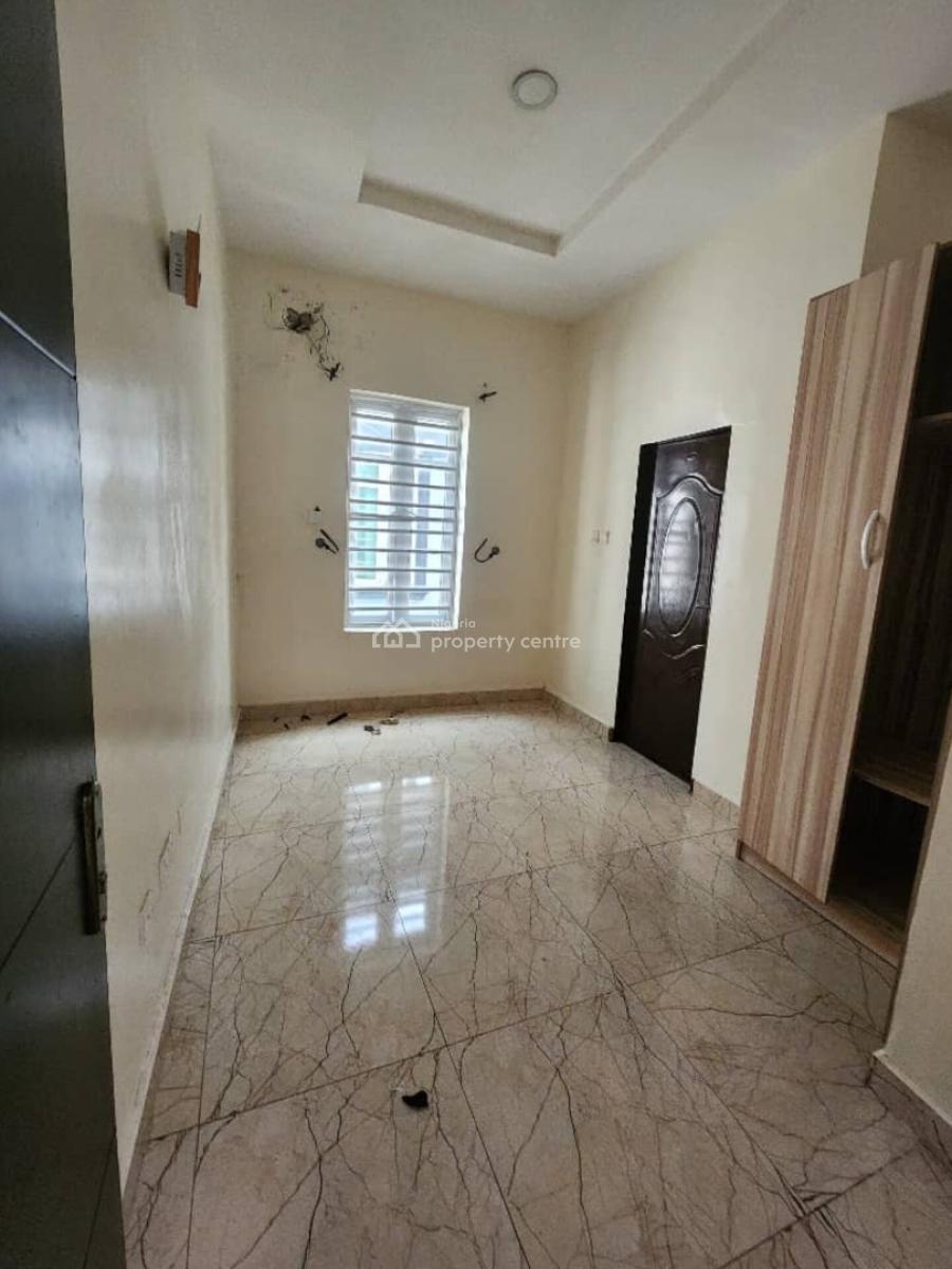 Well Maintained 4 Bedroom Semi Detached Duplex..at  West End Estate, West End Estate Lekki County Ikota Lekki Lagos., Ikota, Lekki, Lagos, Semi-detached Duplex for Sale