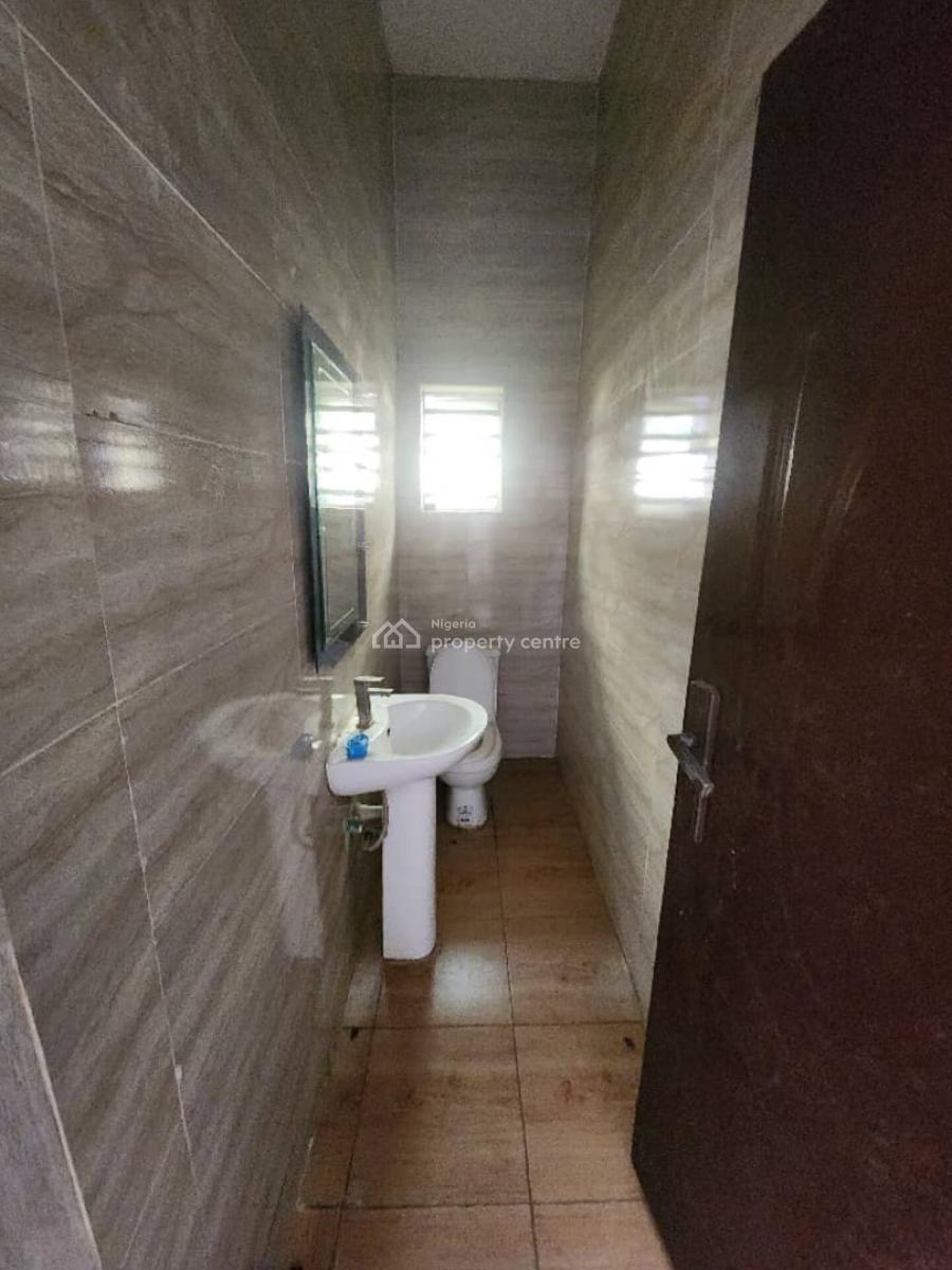 Well Maintained 4 Bedroom Semi Detached Duplex..at  West End Estate, West End Estate Lekki County Ikota Lekki Lagos., Ikota, Lekki, Lagos, Semi-detached Duplex for Sale