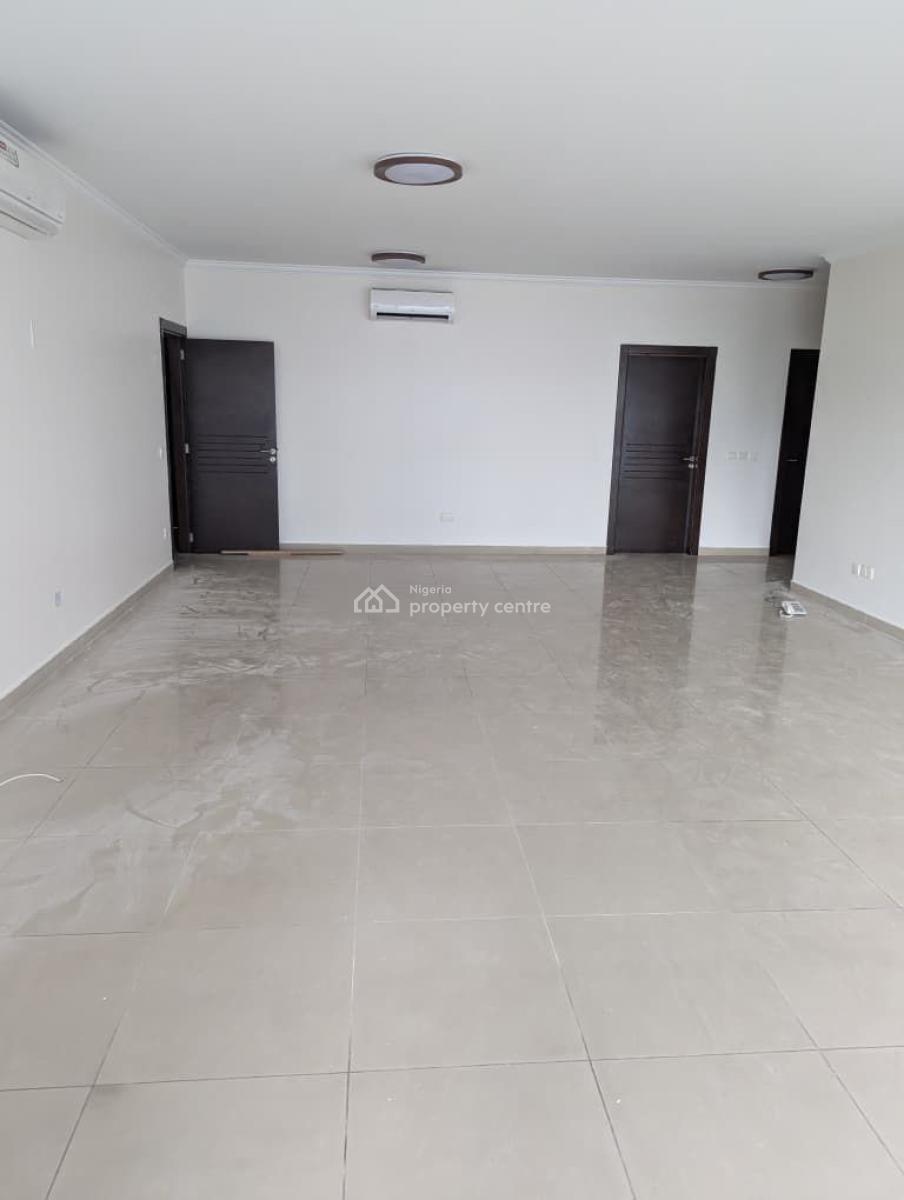 an Ocean View 3 Bedroom Serviced Apartment with 1 Room Savants Quarter, Banana Island, Ikoyi, Lagos, Flat / Apartment for Sale