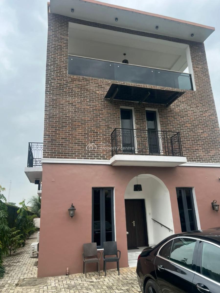 Luxury 8-bedroom Mansion  in Ikeja Gra, Lagos*, Ikeja Gra, Ikeja, Lagos, Detached Duplex for Sale