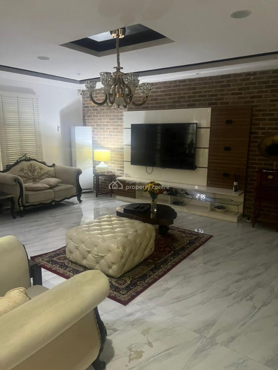Luxury 8-bedroom Mansion  in Ikeja Gra, Lagos*, Ikeja Gra, Ikeja, Lagos, Detached Duplex for Sale