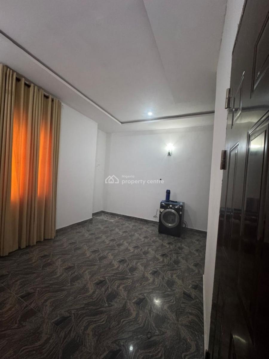 2bedroom Shared Apartment, Chevron Drive, Lekki, Lagos, House for Rent