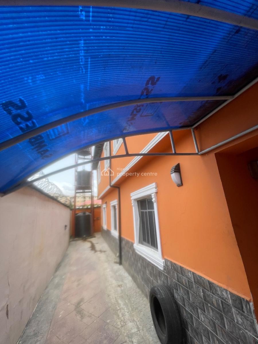 Standard 2 Bedroom Apartment at Soluyi, Dogo Majekodunmi Street, Soluyi, Gbagada, Lagos, Flat / Apartment for Rent