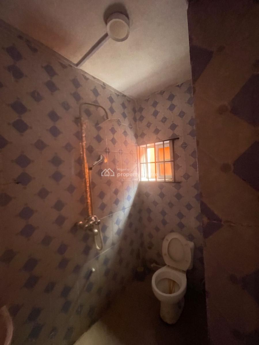 Standard 2 Bedroom Apartment at Soluyi, Dogo Majekodunmi Street, Soluyi, Gbagada, Lagos, Flat / Apartment for Rent