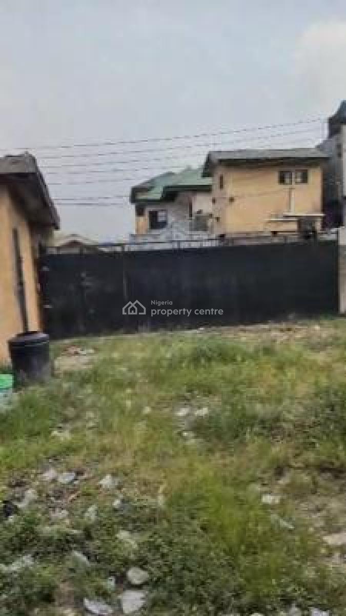 a Self Compound Industrial Warehouse with Offices   Land Size: 600 Sqm, Ogudu, Lagos, Warehouse for Sale