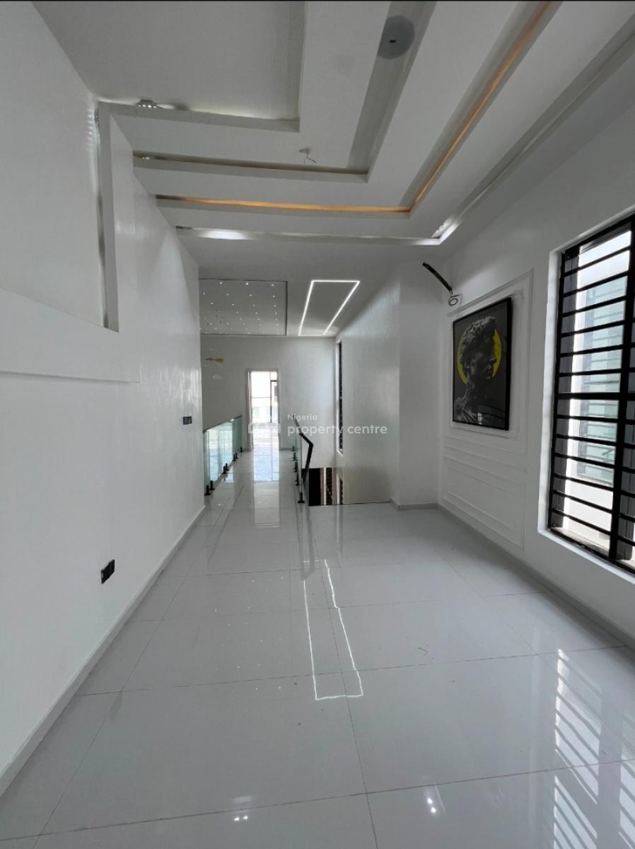 Nicely Finished 5 Bedrooms Fully Detached House with Bq, Chevron Drive, Lekki, Lagos, Detached Duplex for Sale