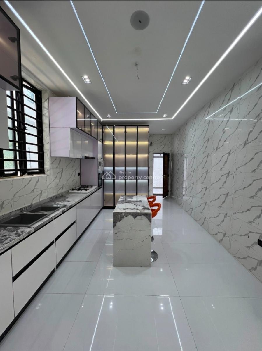 Nicely Finished 5 Bedrooms Fully Detached House with Bq, Chevron Drive, Lekki, Lagos, Detached Duplex for Sale
