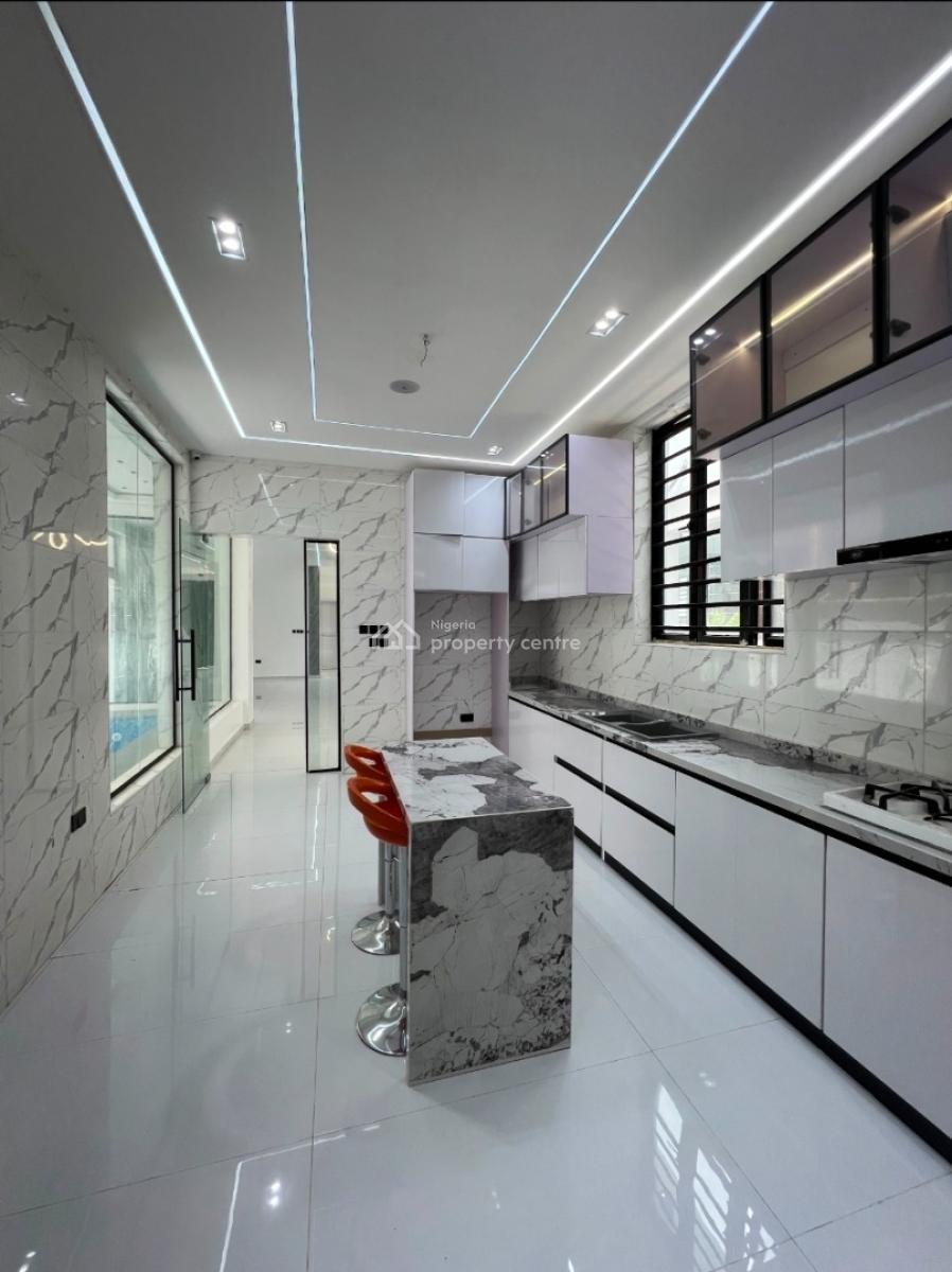 Nicely Finished 5 Bedrooms Fully Detached House with Bq, Chevron Drive, Lekki, Lagos, Detached Duplex for Sale