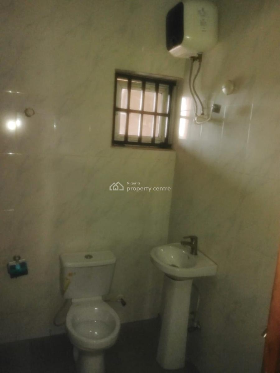 Cozy 2 Bedrooms Flat, Ologunfe, Awoyaya, Ibeju Lekki, Lagos, Flat / Apartment for Rent