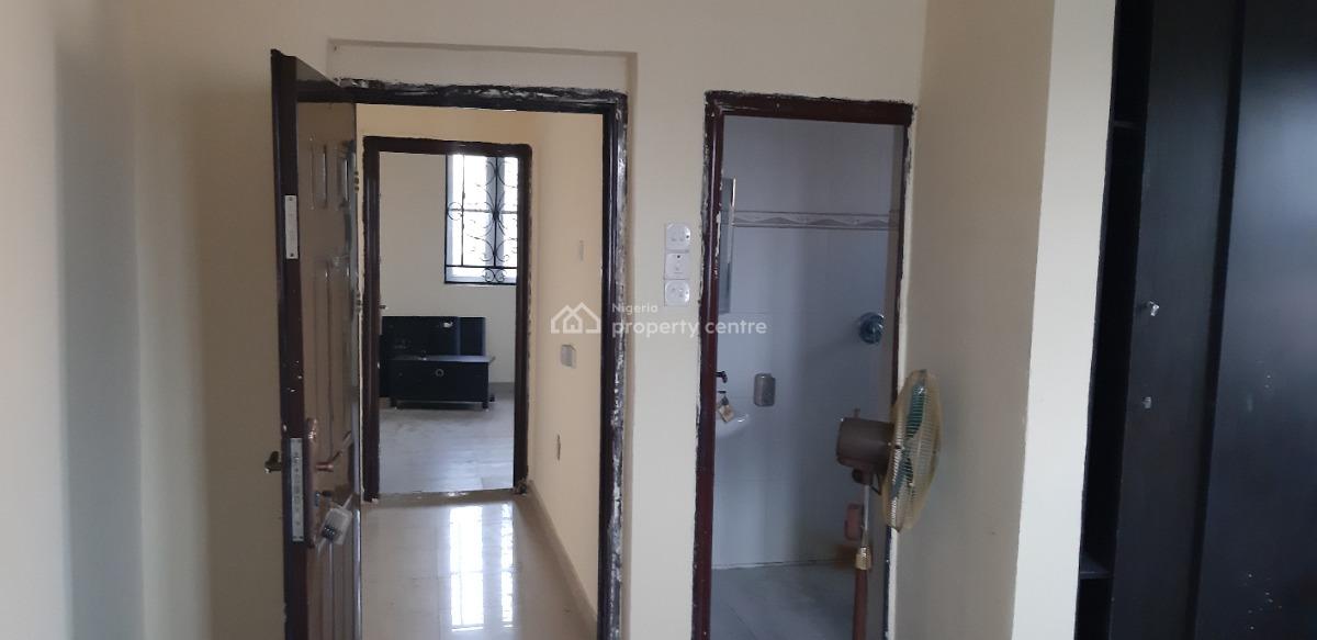 Lovely Well  Finished 2 Bedroom, Osapa London, Osapa, Lekki, Lagos, Flat / Apartment for Rent