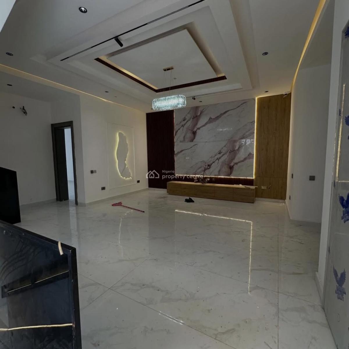 Neatly Finished 4 Bedroom Terrace Duplex with Bq (smart), Utako, Abuja, Terraced Duplex for Sale