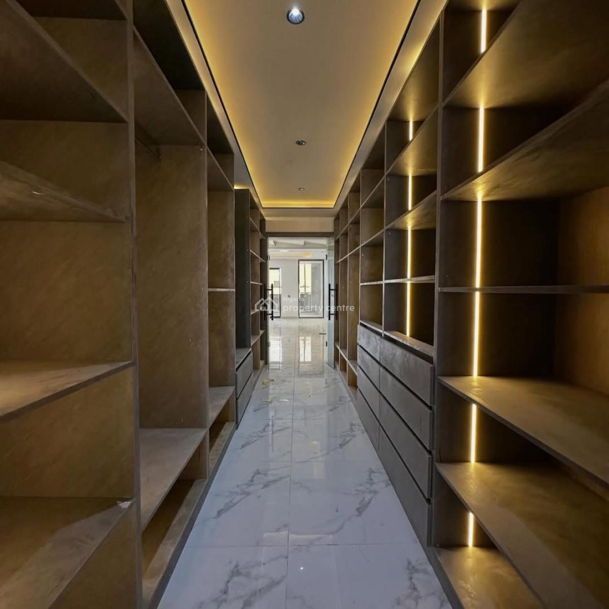 Neatly Finished 4 Bedroom Terrace Duplex with Bq (smart), Utako, Abuja, Terraced Duplex for Sale