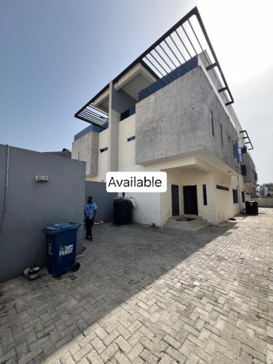 Self Serviced 3 Bedroom Semi Detached Duplex with a Bq and a Rooftop, Lekki Phase 1, Lekki, Lagos, Semi-detached Duplex for Rent