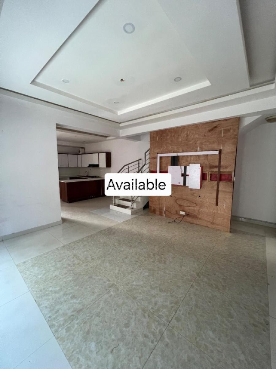 Self Serviced 3 Bedroom Semi Detached Duplex with a Bq and a Rooftop, Lekki Phase 1, Lekki, Lagos, Semi-detached Duplex for Rent