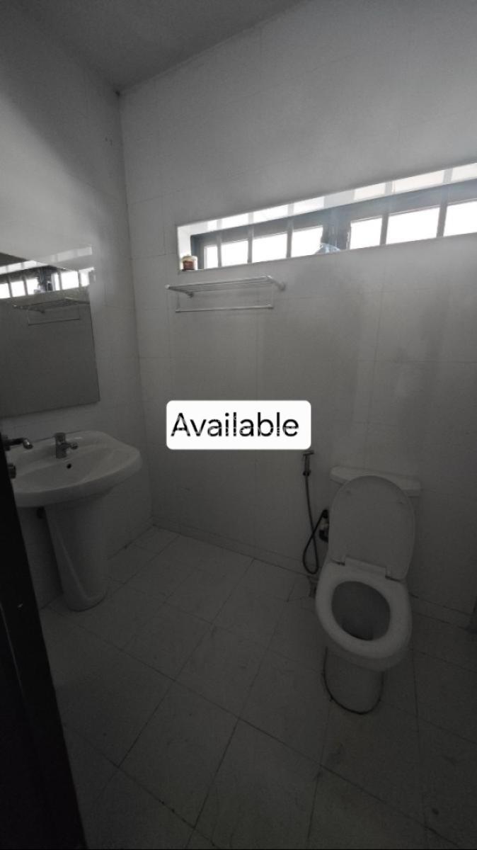 Self Serviced 3 Bedroom Semi Detached Duplex with a Bq and a Rooftop, Lekki Phase 1, Lekki, Lagos, Semi-detached Duplex for Rent