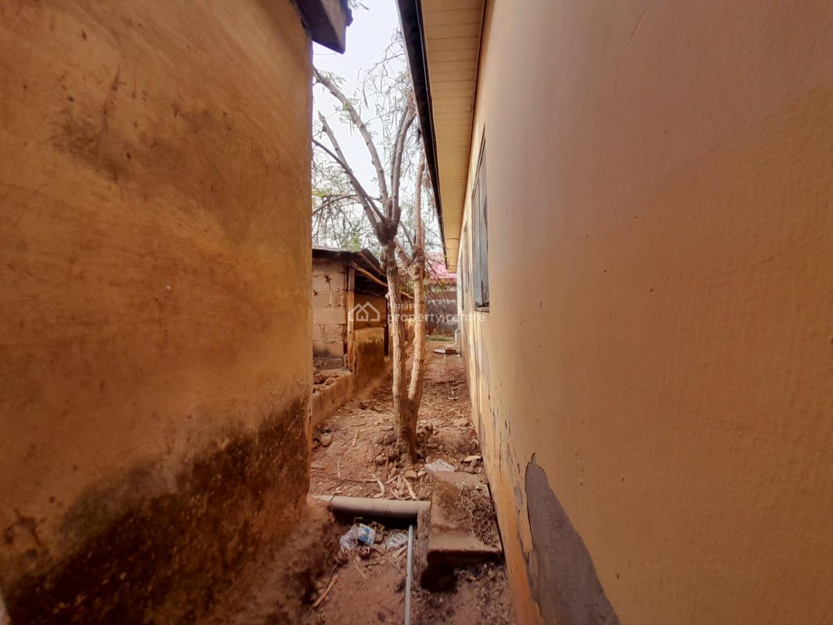 4 Bedroom Fully Detached Bungalow on a 1000sqm Plot, Arab Road, Kubwa, Abuja, Detached Bungalow for Sale