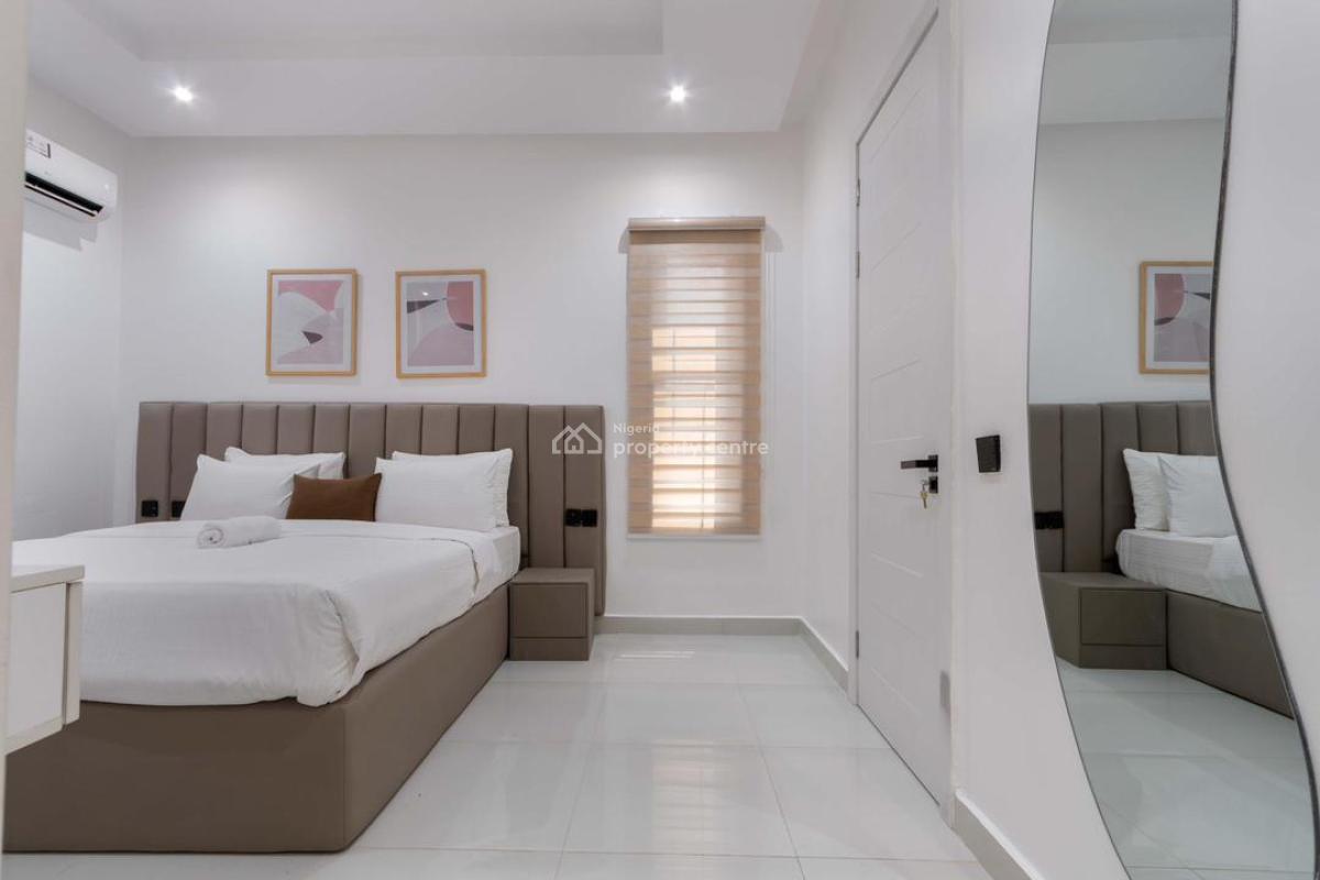 Premium Luxury 3-bedroom Apartment with Swimming Pool and Gymnasium, Jacuzzi,housekeeping Services and En-suite Rooms, Ikate, Lekki, Lagos, Flat / Apartment Short Let