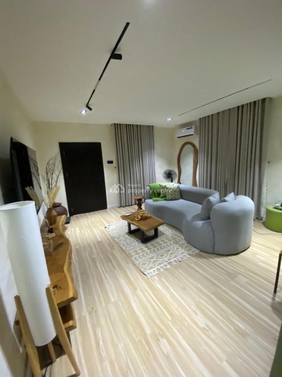 Executive Standard One-bedroom, Joseph Harrison, Onike, Yaba, Lagos, Mini Flat (room and Parlour) Short Let