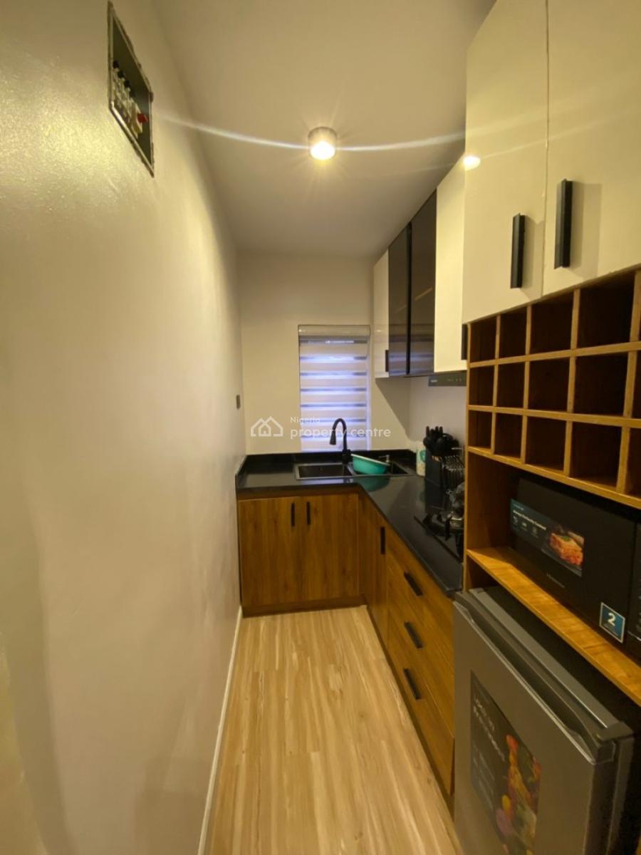 Executive Standard One-bedroom, Joseph Harrison, Onike, Yaba, Lagos, Mini Flat (room and Parlour) Short Let